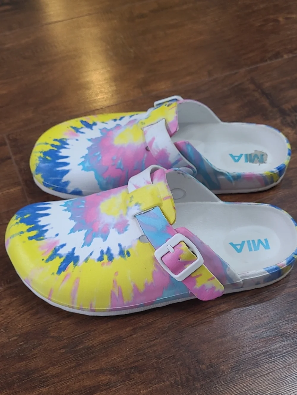 MIA Tie-Dye Clog Slip-Ons in Yellow, Pink & Blue Size 8.5 - Picture 4 of 7
